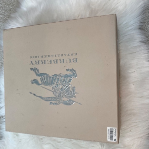 Burberry Mawdesley Pump. Black. EU 38 - Picture 14 of 15